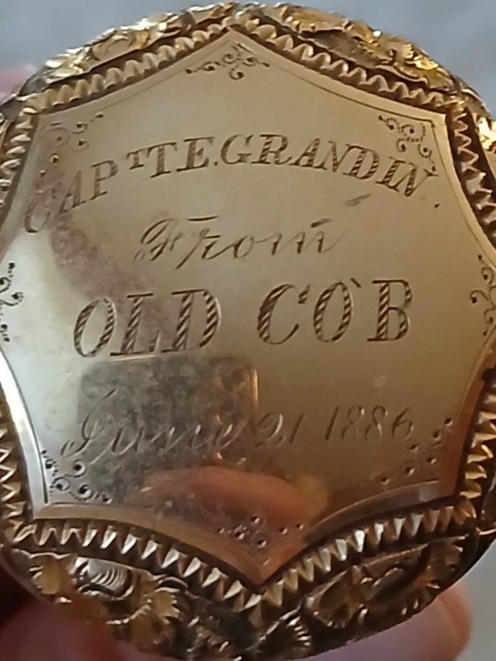 Engraved commemorative gold-filled or rolled-gold presentation pin/brooch