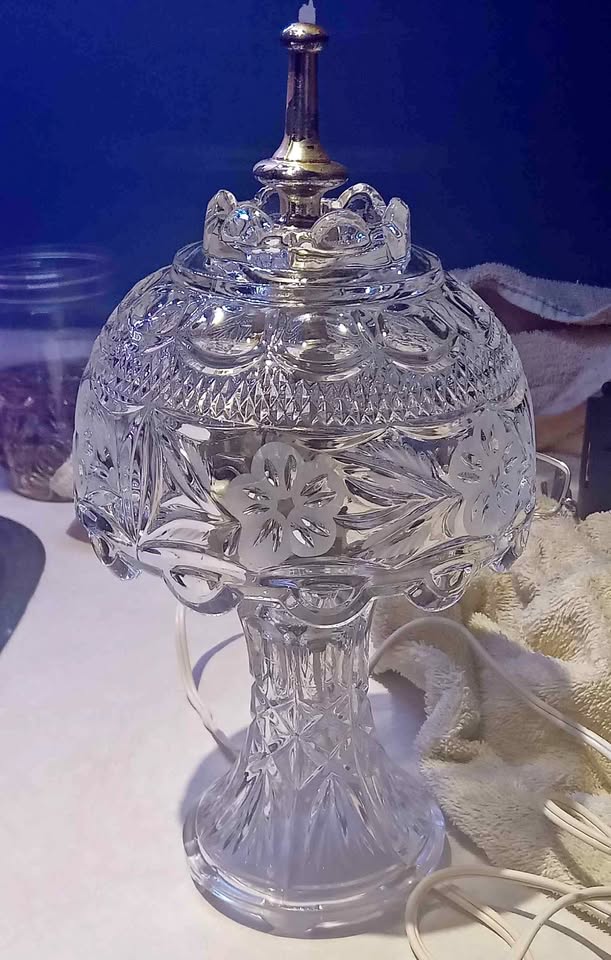 Pressed glass covered candy dish or compote with finial lid