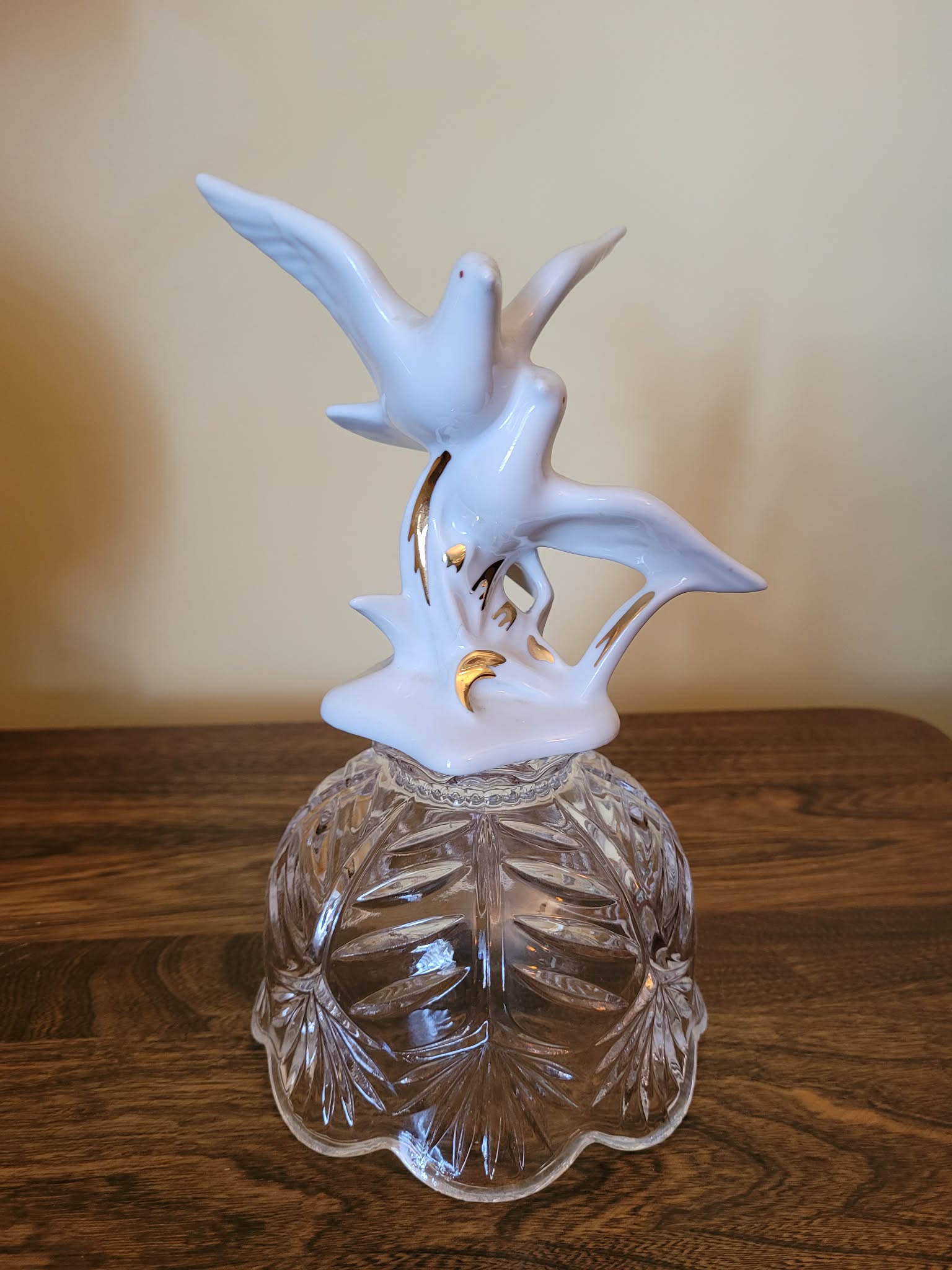 Decorative glass perfume bottle with dove finial