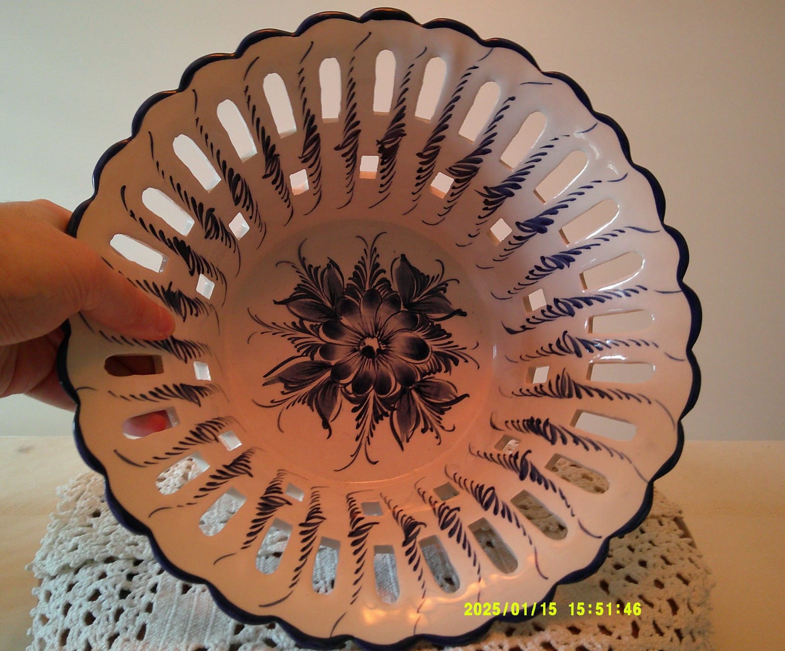 Decorative pierced ceramic bowl or basket