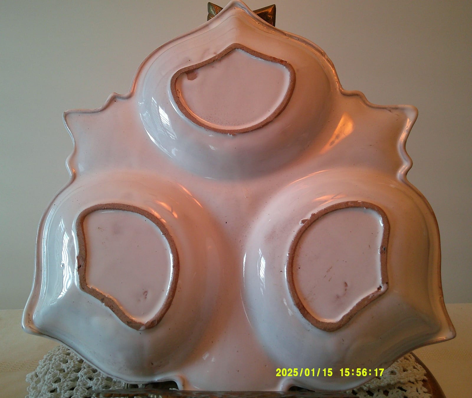 Decorative pressed glass or ceramic dish/compote base with scalloped floral form