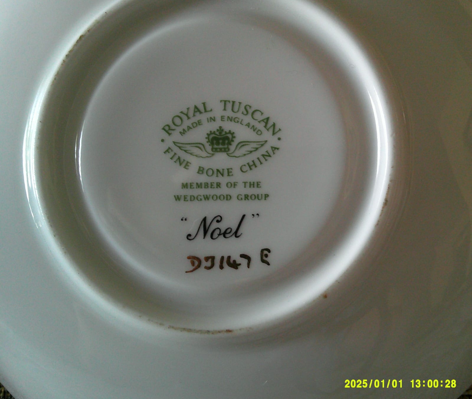Royal Tuscan fine bone china plate or saucer, pattern "Noel"