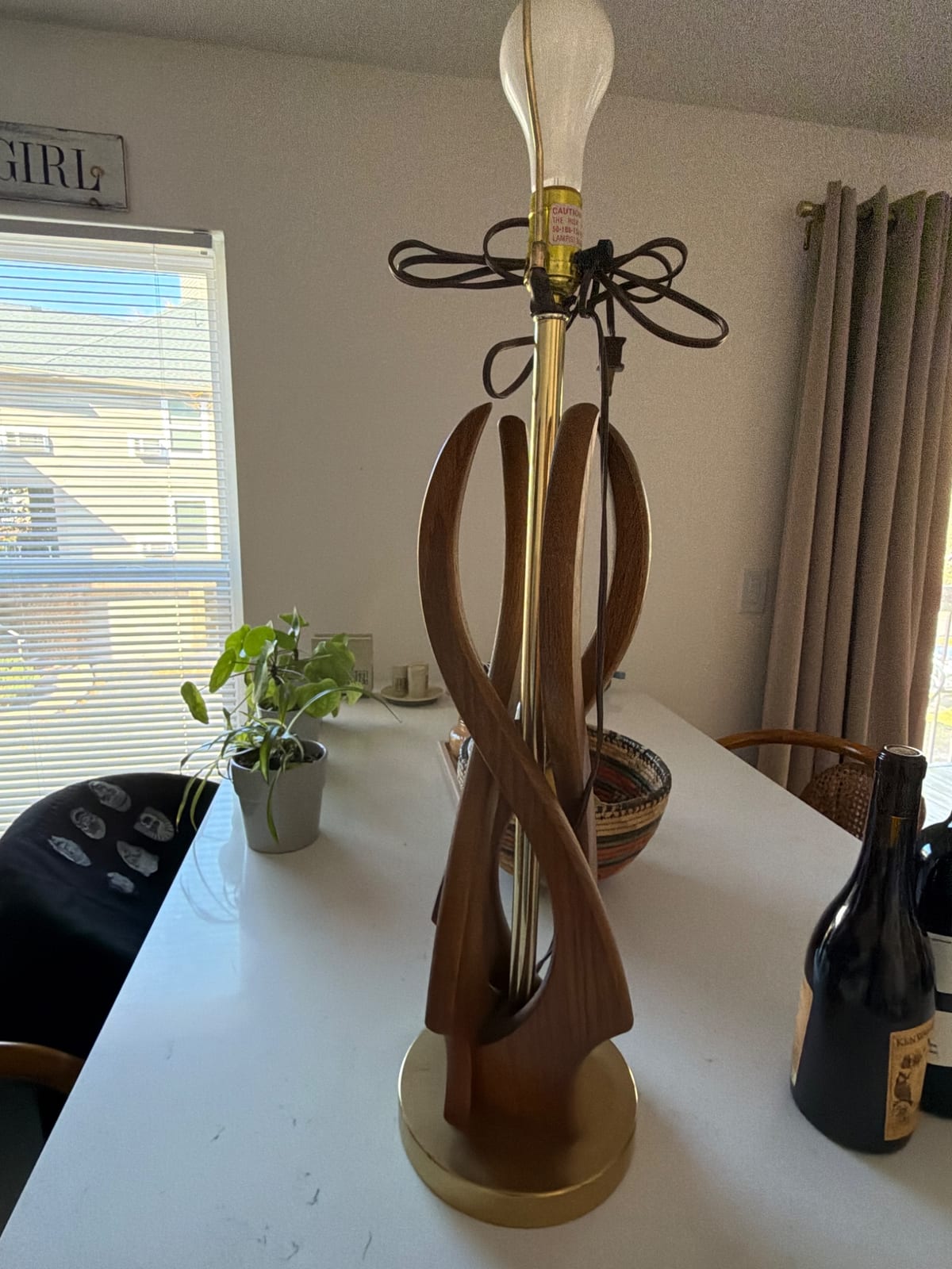 Mid-Century Modern sculptural table lamp
