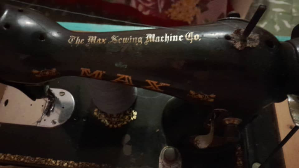Max Sewing Machine (The Max Sewing Machine Co.)