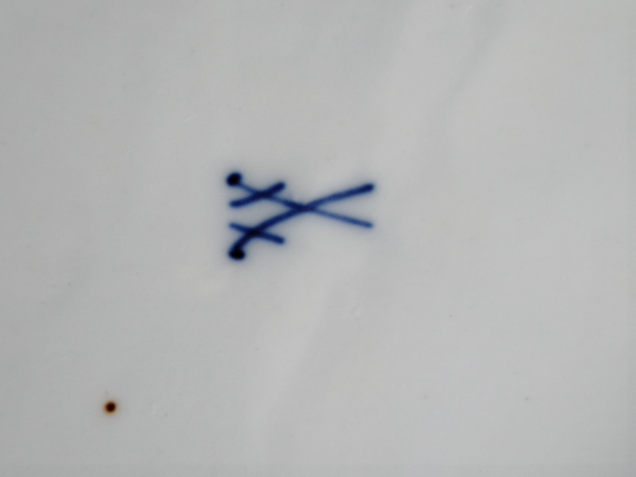 Blue underglaze maker's mark or monogram