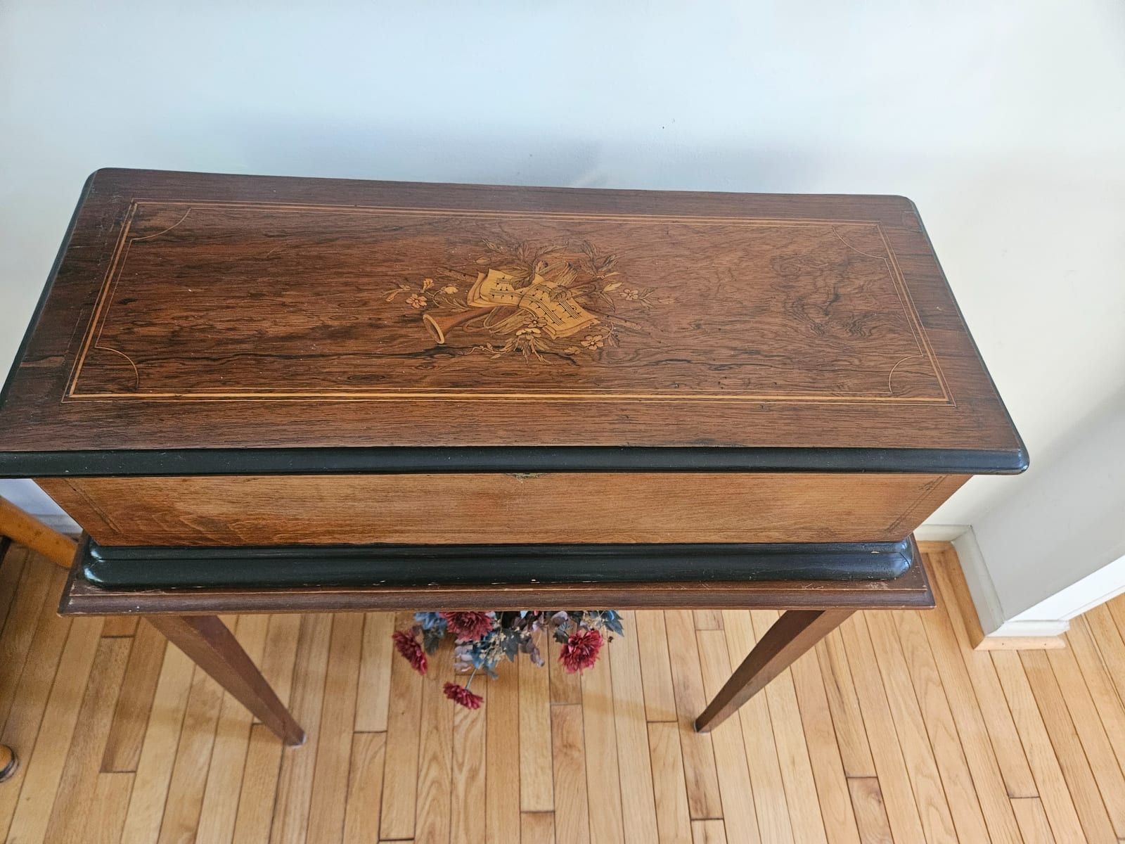 Inlaid wooden music cabinet or sewing box table