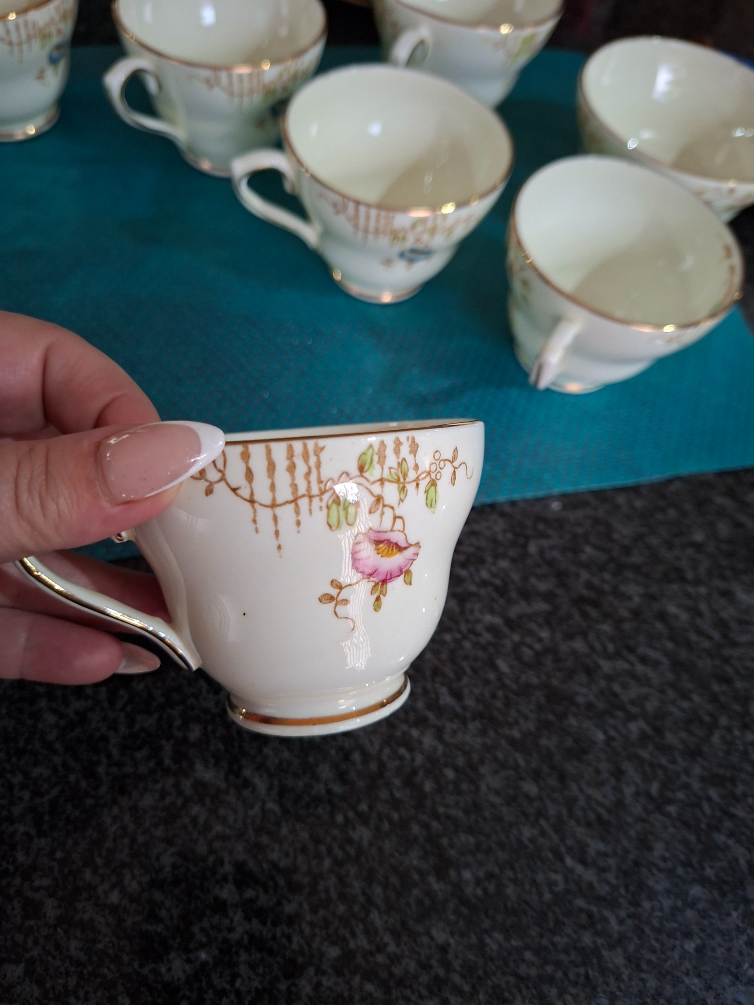Porcelain demitasse cup / miniature teacup