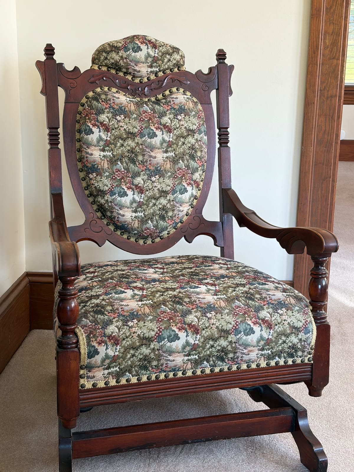 Victorian-style upholstered armchair / platform rocking chair