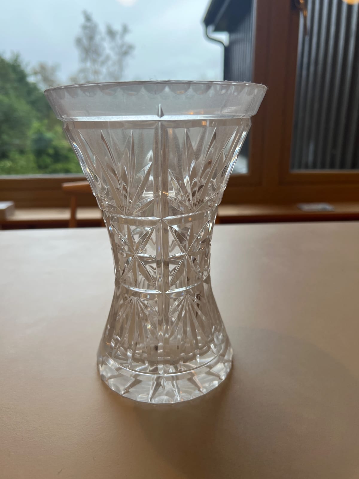 Cut crystal vase or small pedestal vase