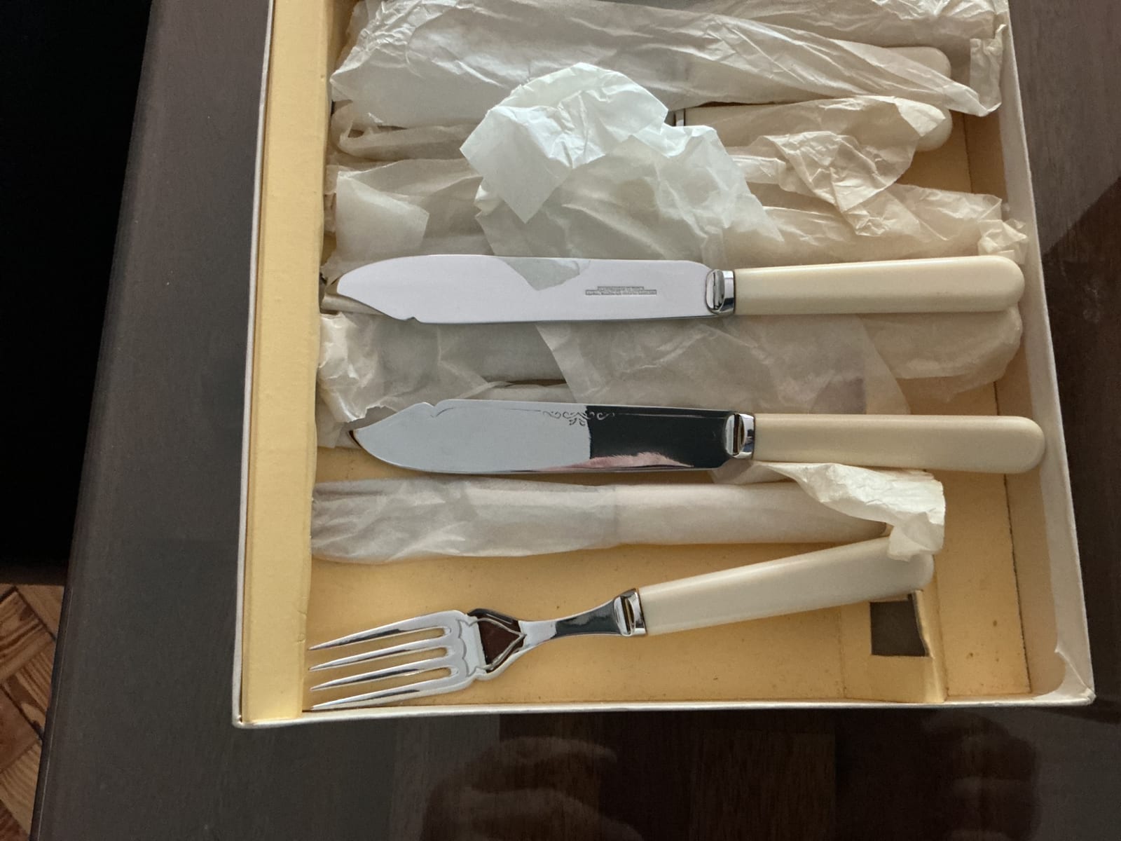 Bone-handled silverplate or stainless steel fish serving set (knife and fork) in presentation box