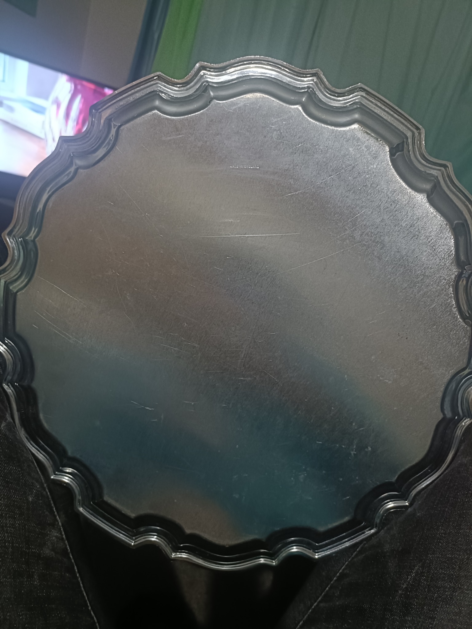 Scalloped decorative serving tray or charger