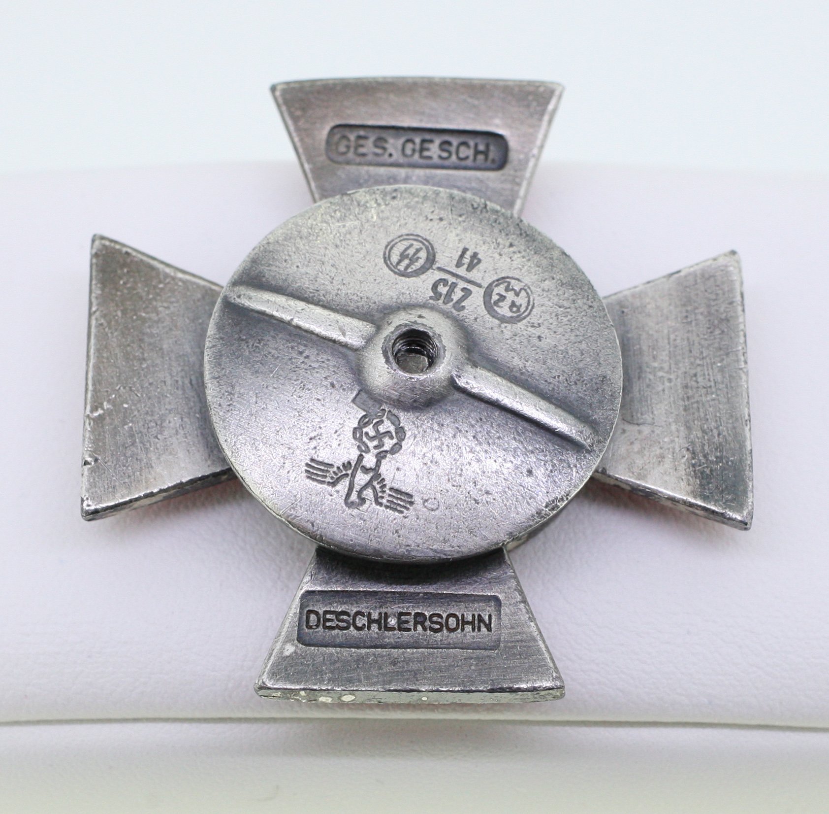 German Nazi-era badge or insignia component (likely Deschler & Sohn manufactured)