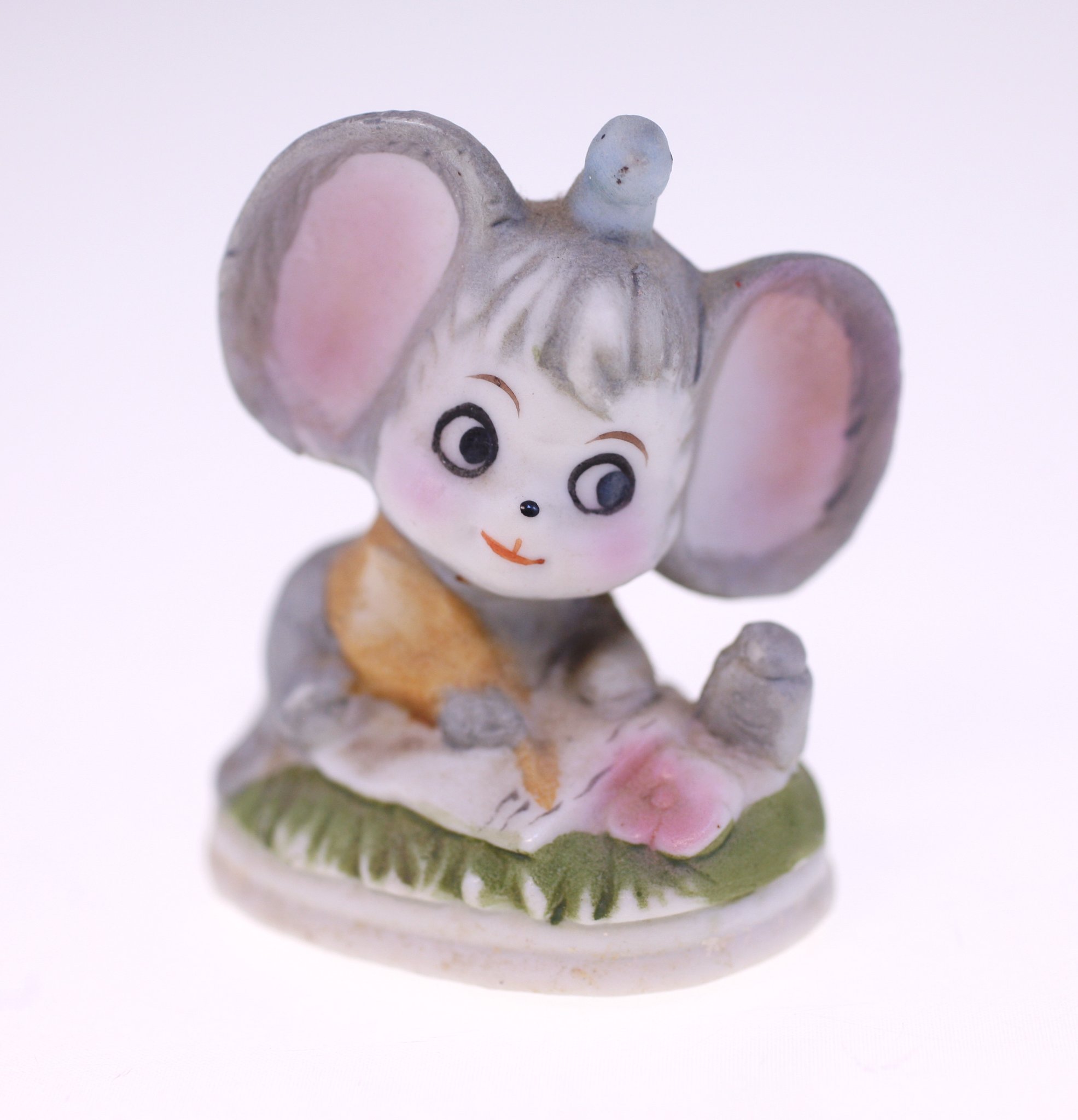 Small hand-painted porcelain mouse figurine